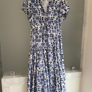 Victoria Dunn Blue Floral dress
